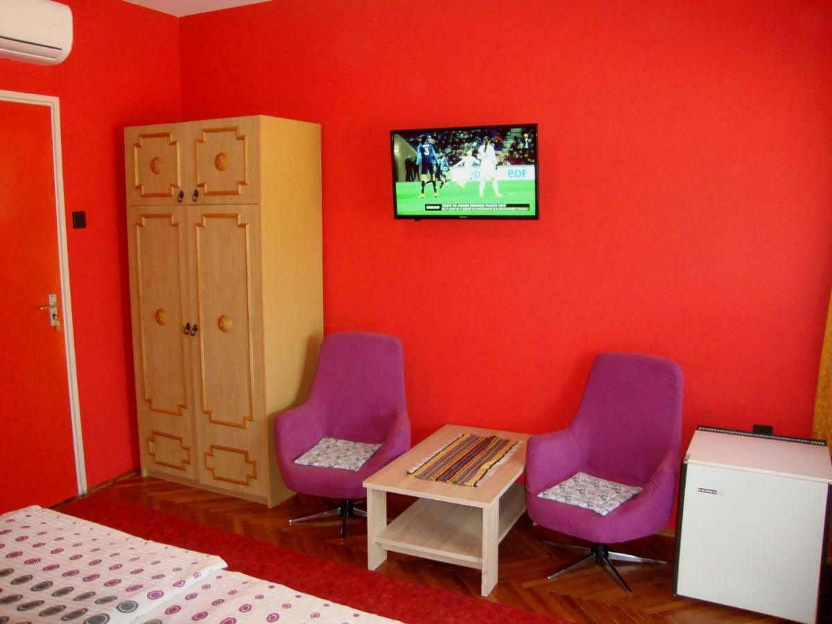 Gyongyvirag Vendeghaz Apartment Balatonboglar Bagian luar foto