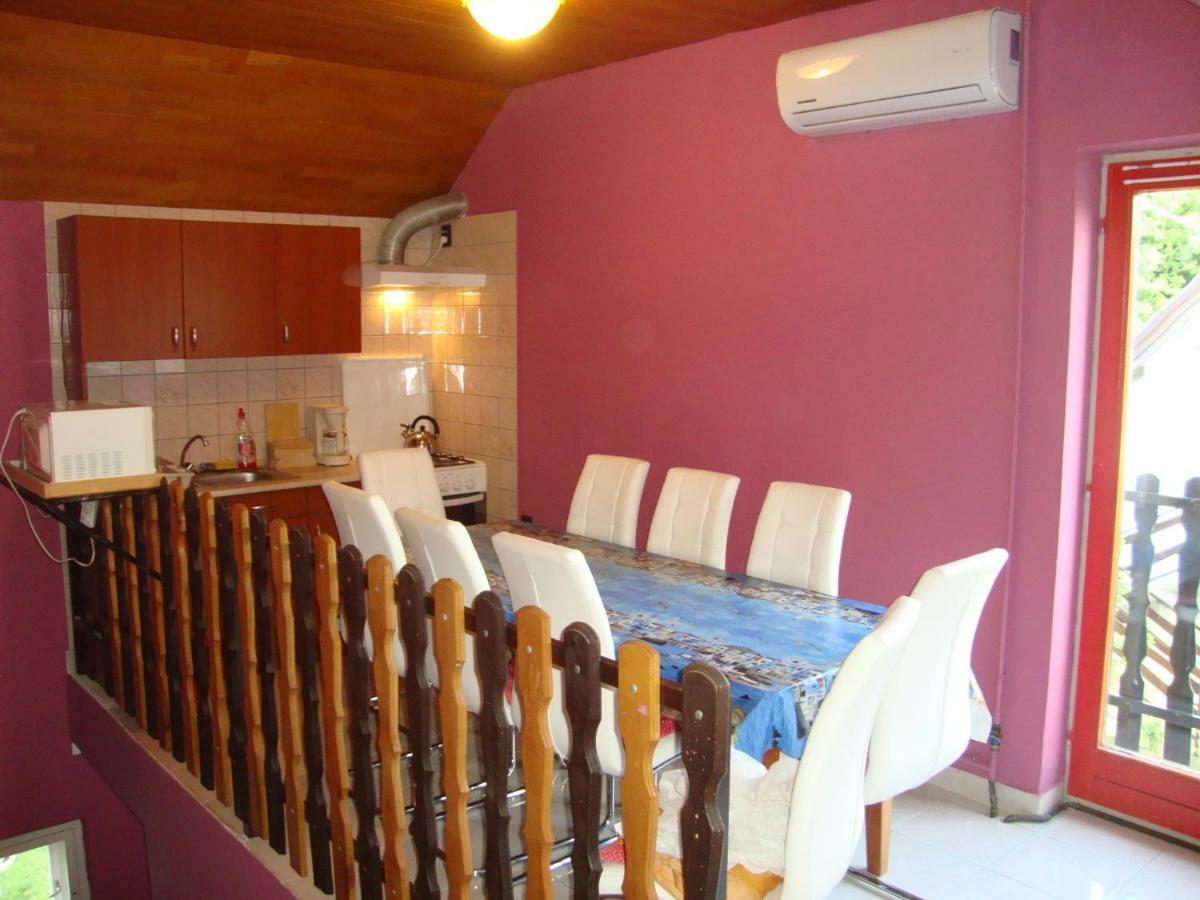 Gyongyvirag Vendeghaz Apartment Balatonboglar Bagian luar foto