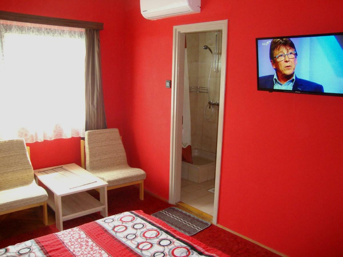 Gyongyvirag Vendeghaz Apartment Balatonboglar Bagian luar foto