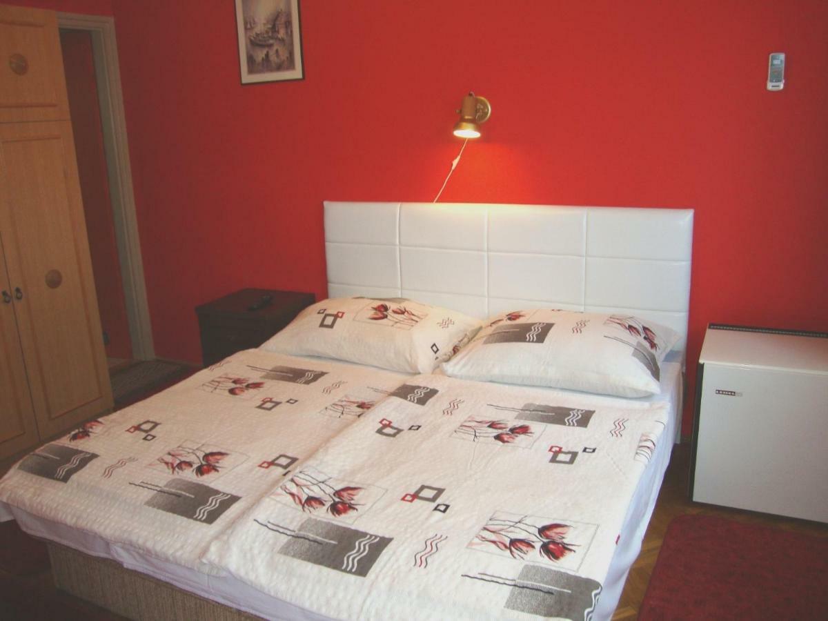Gyongyvirag Vendeghaz Apartment Balatonboglar Bagian luar foto